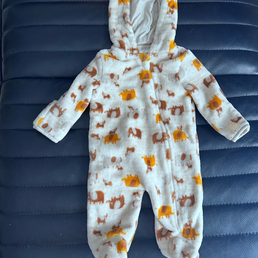 NWOT Adorable Animal Print Kids Footie